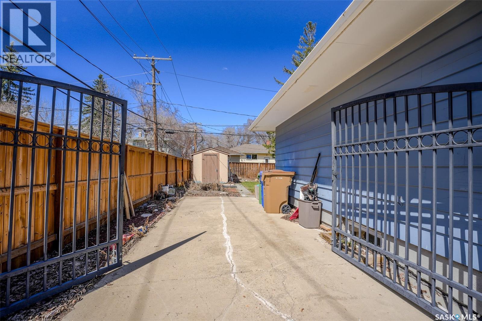 1812 Grant DRIVE - 34