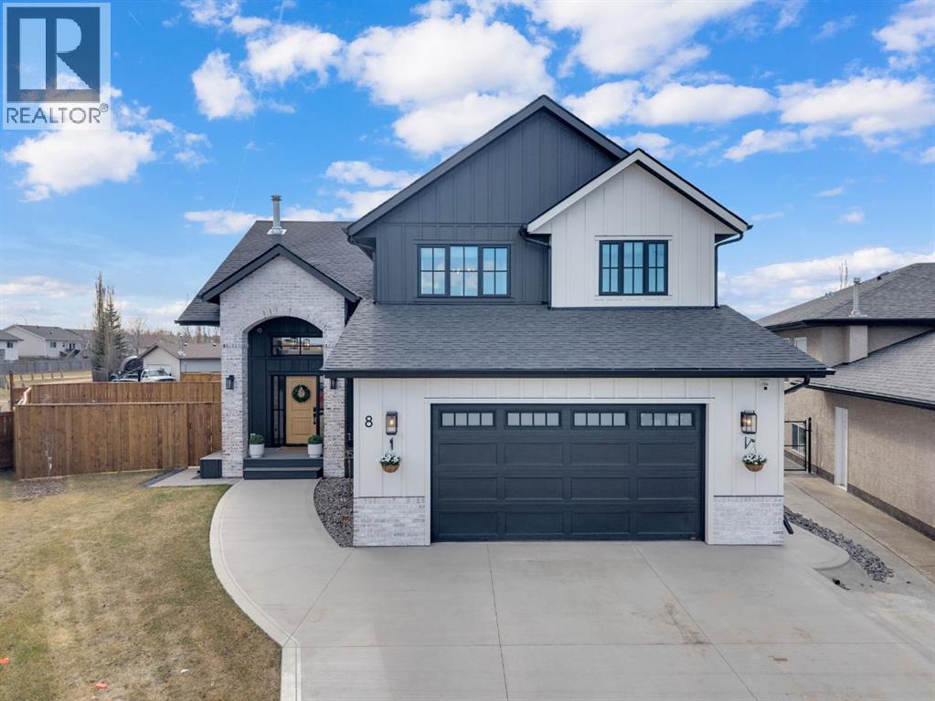 8 Holbrook Place, Sylvan Lake