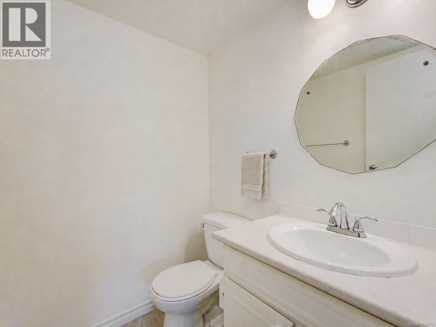 #302 1101 Hilda St - 14