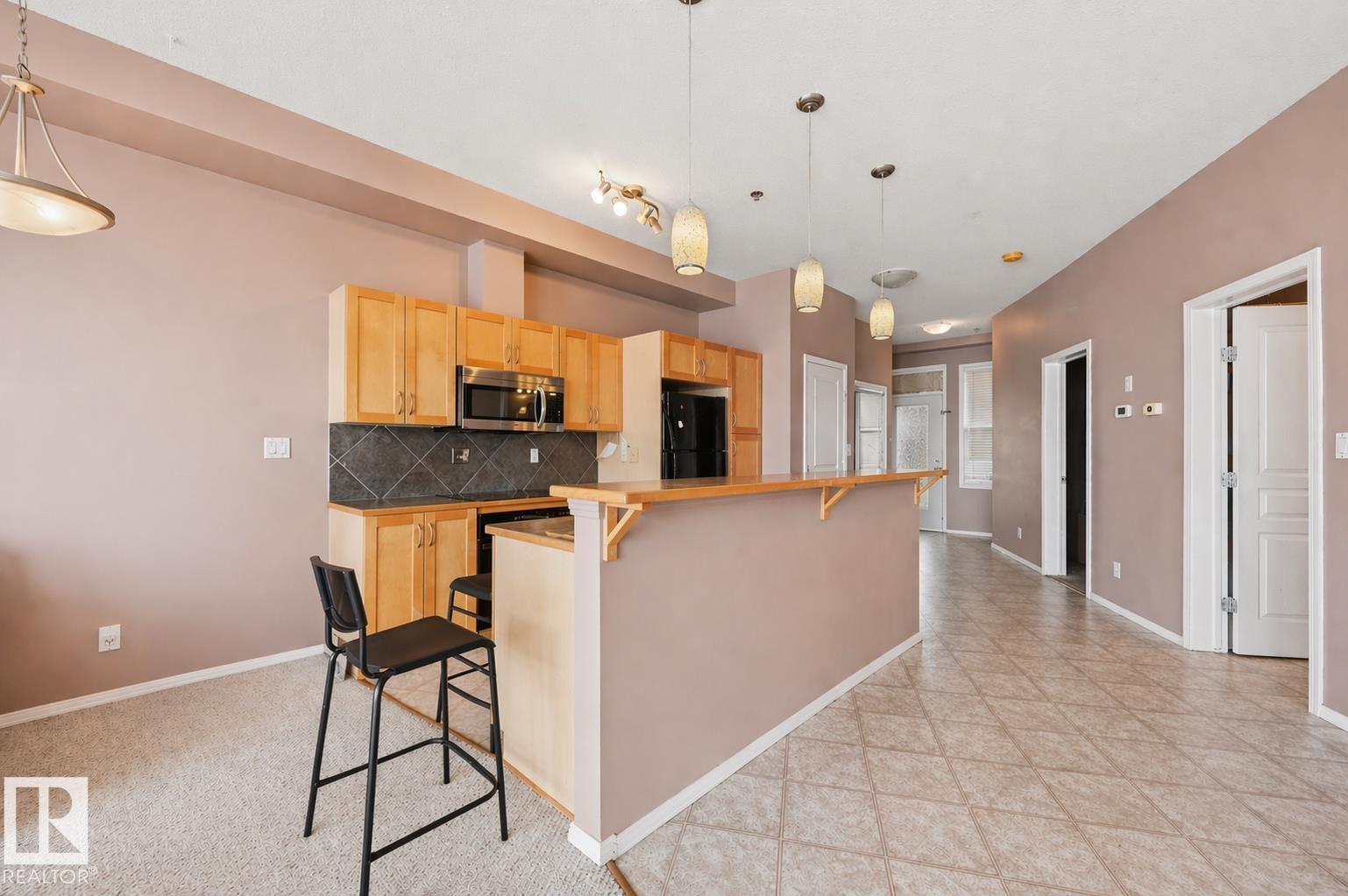 #369 4823 104A ST NW, Edmonton