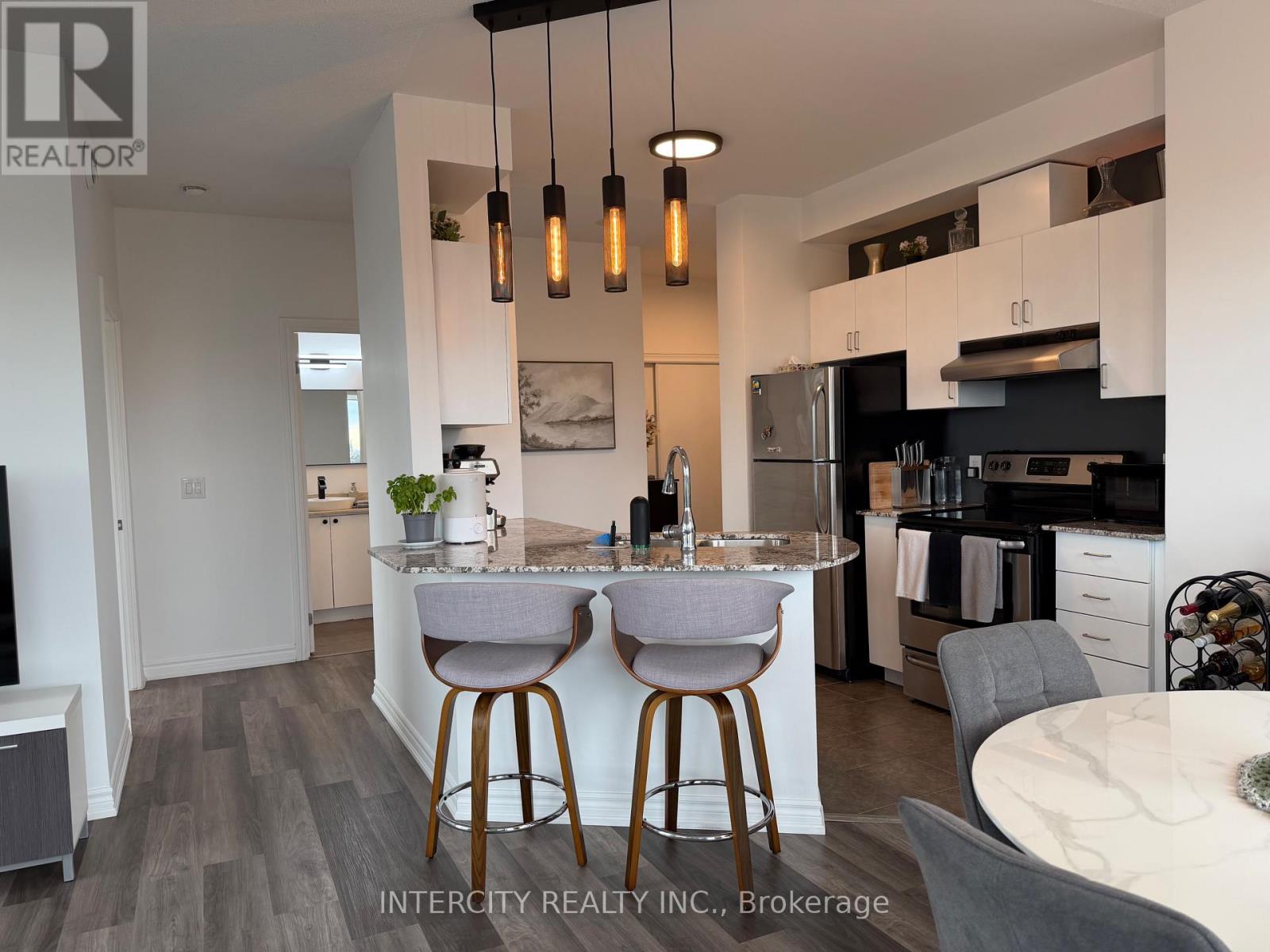 #802 7730 KIPLING AVENUE - 10
