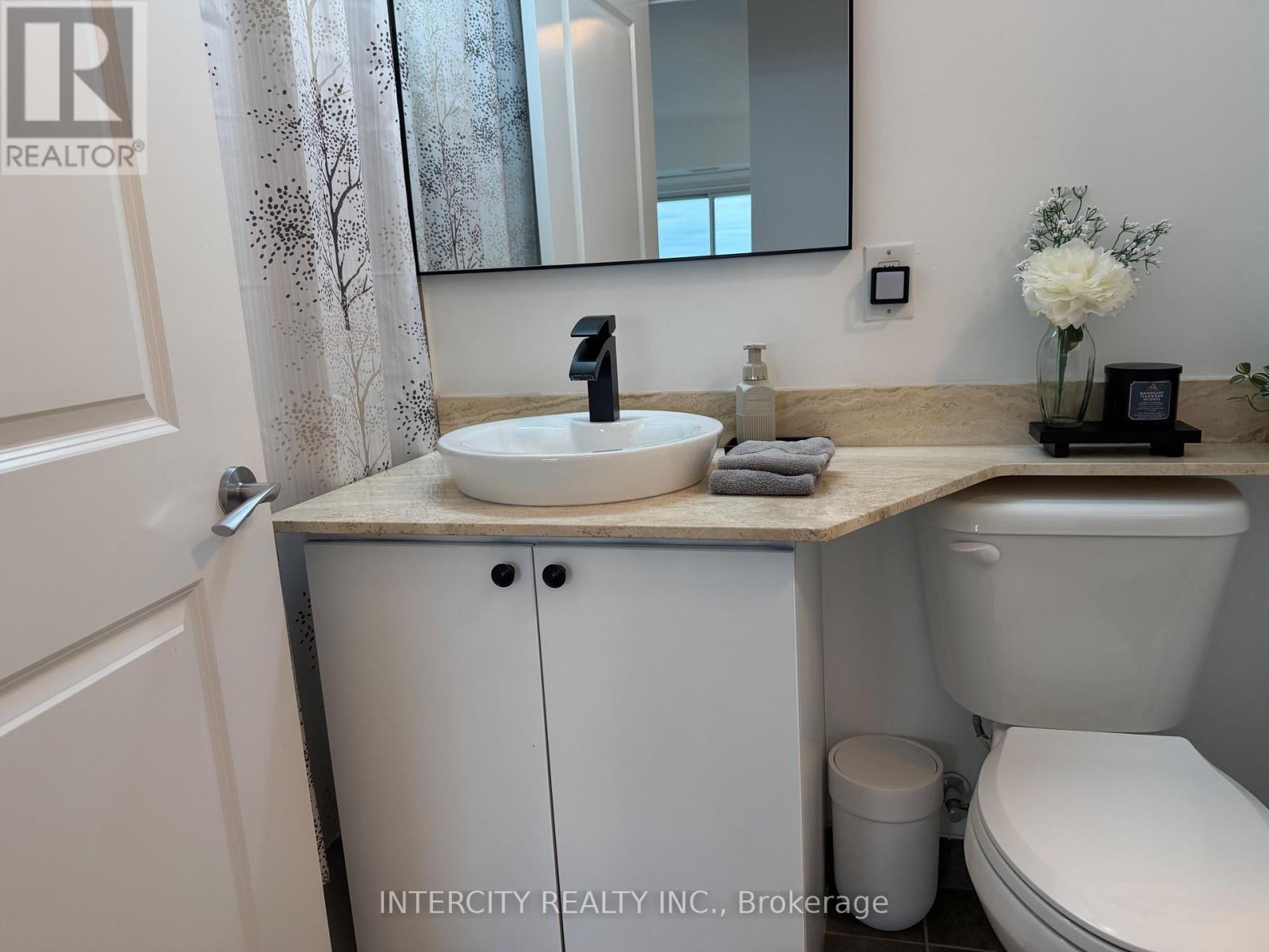 #802 7730 KIPLING AVENUE - 17