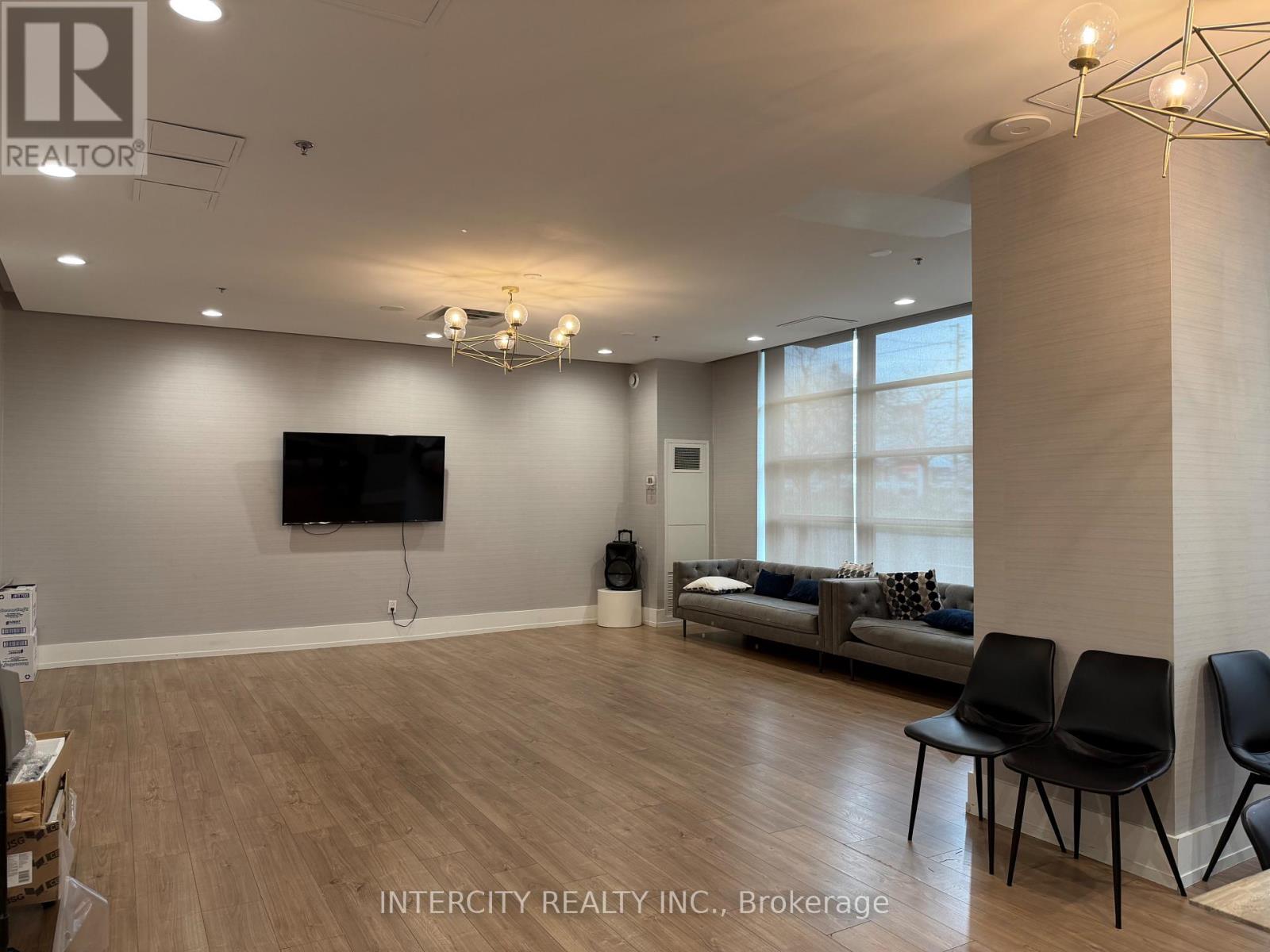 #802 7730 KIPLING AVENUE - 33