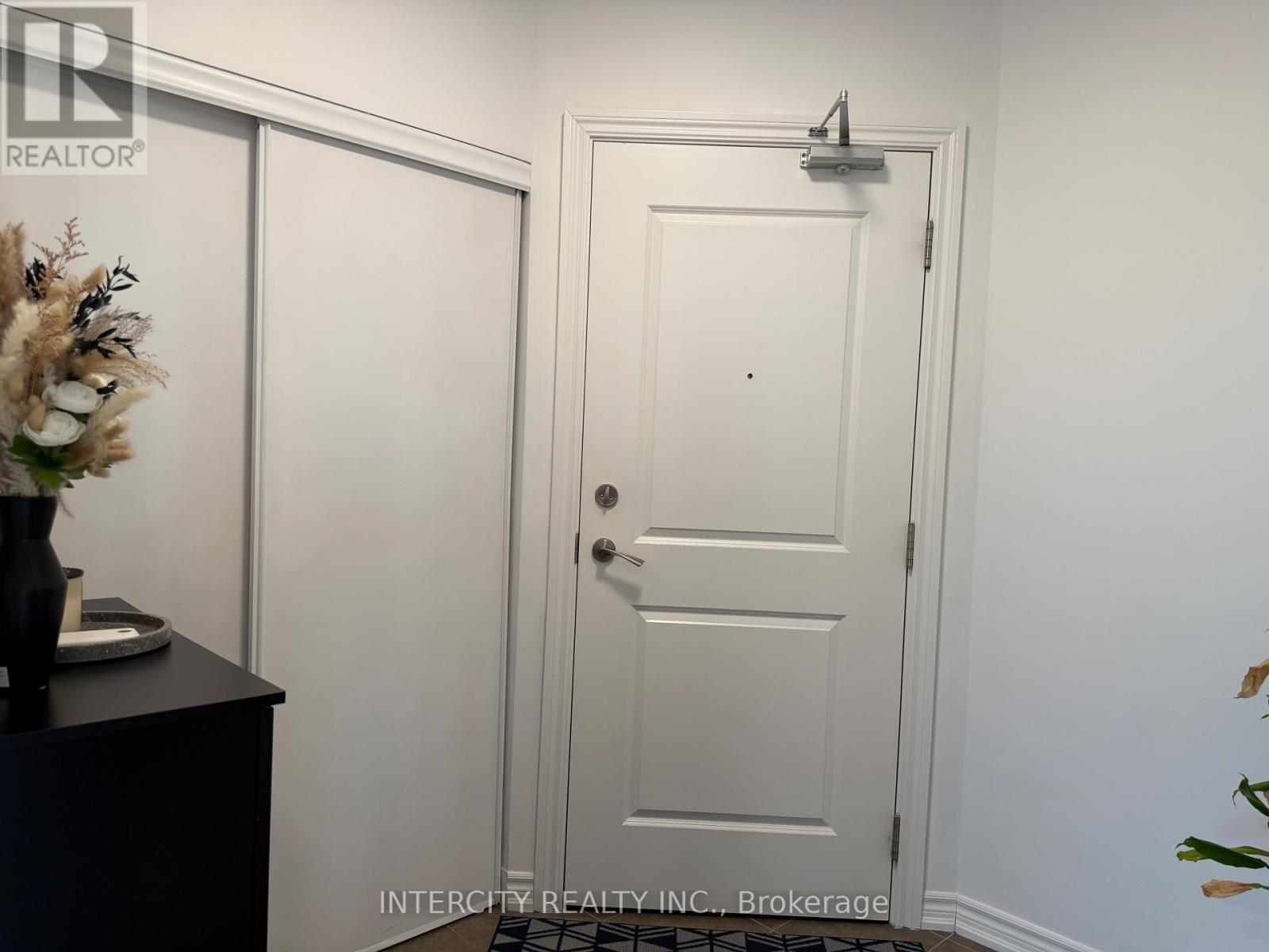 #802 7730 KIPLING AVENUE - 9