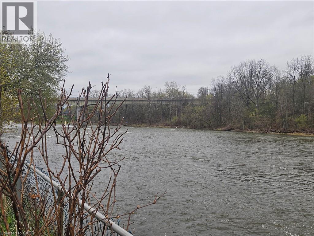 28 WILLOW Street, Paris, Ontario, N3L2K6 — Photo 43