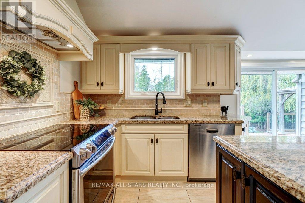 9296 8 CONCESSION - 11