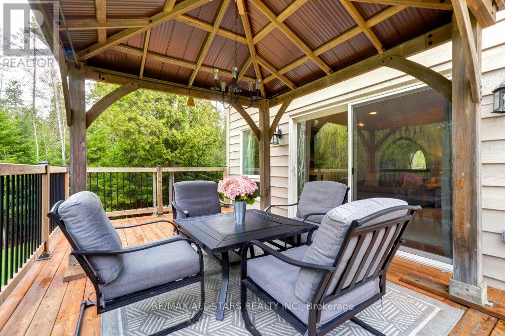 9296 8 CONCESSION - 42