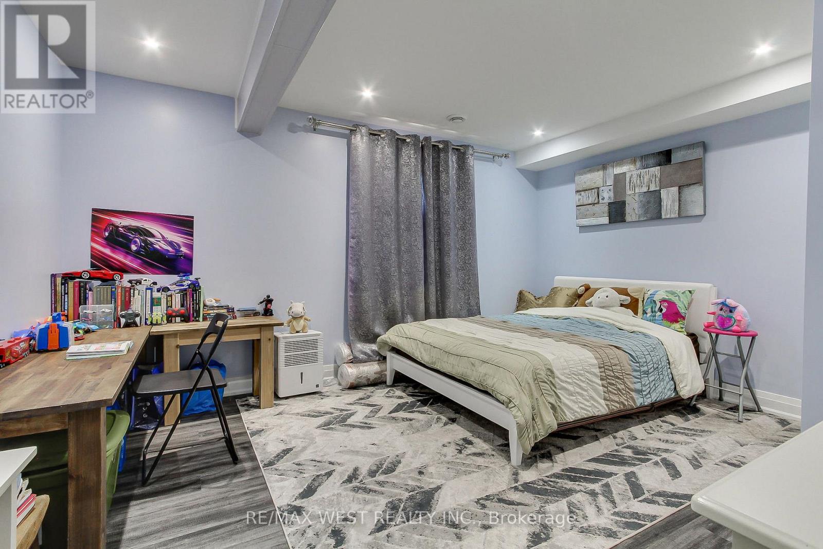 177 HEDGE ROAD - 26