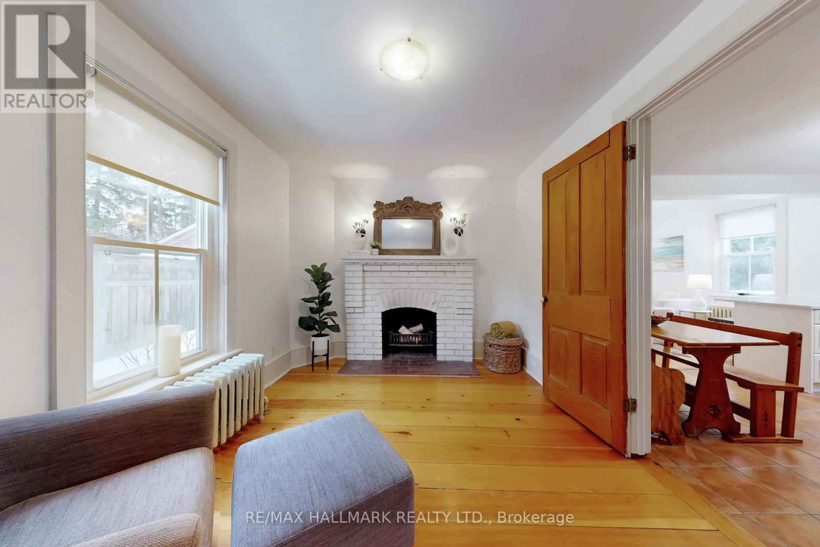 64 POWELL STREET - 12
