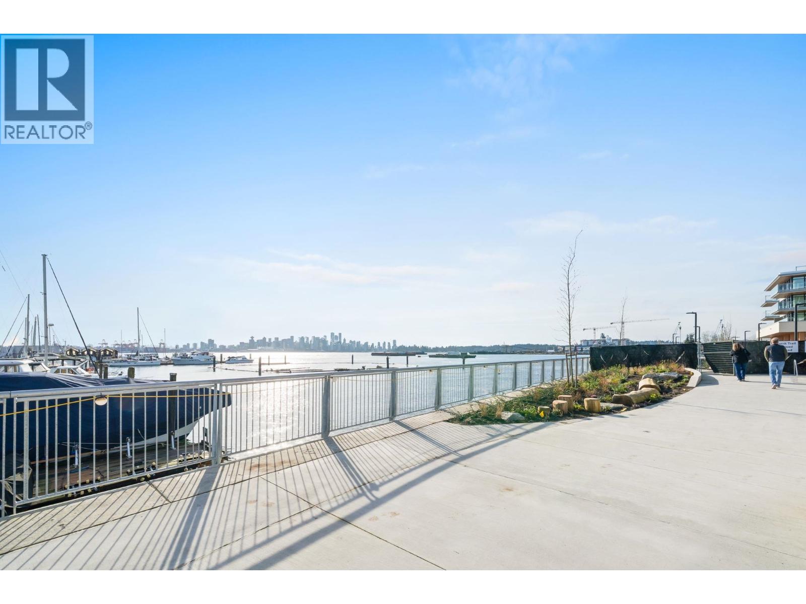 1xx 755 HARBOURSIDE DRIVE, North Vancouver