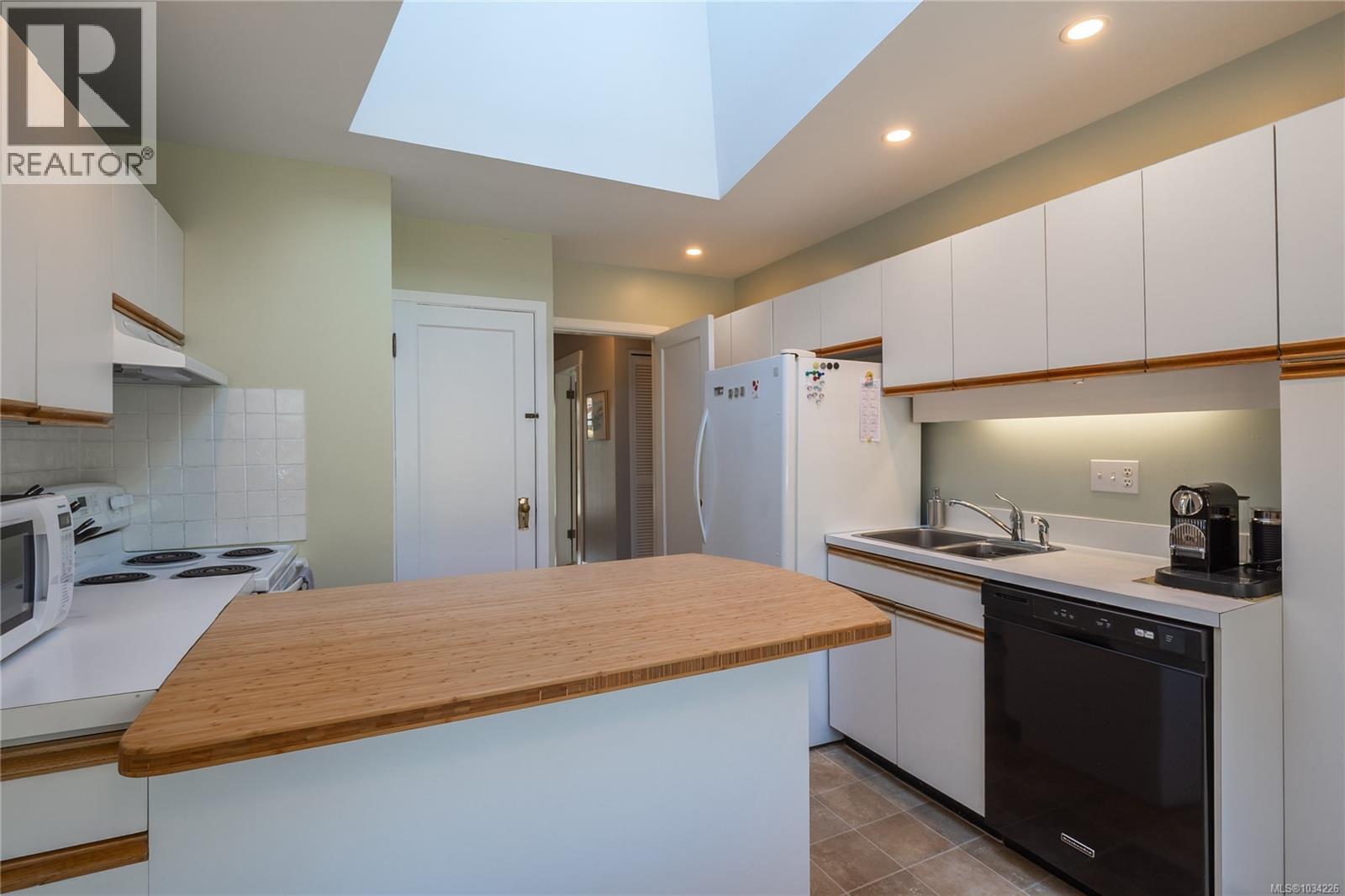 777 St. Patrick St - 29