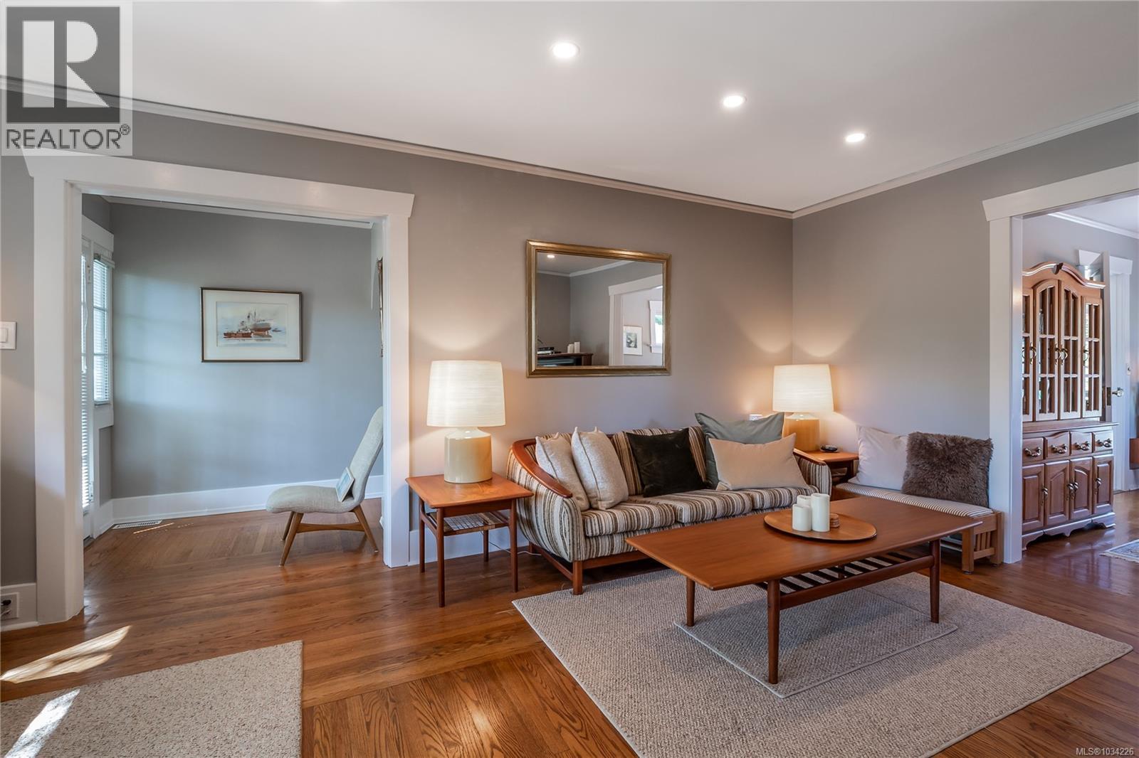 777 St. Patrick St - 23