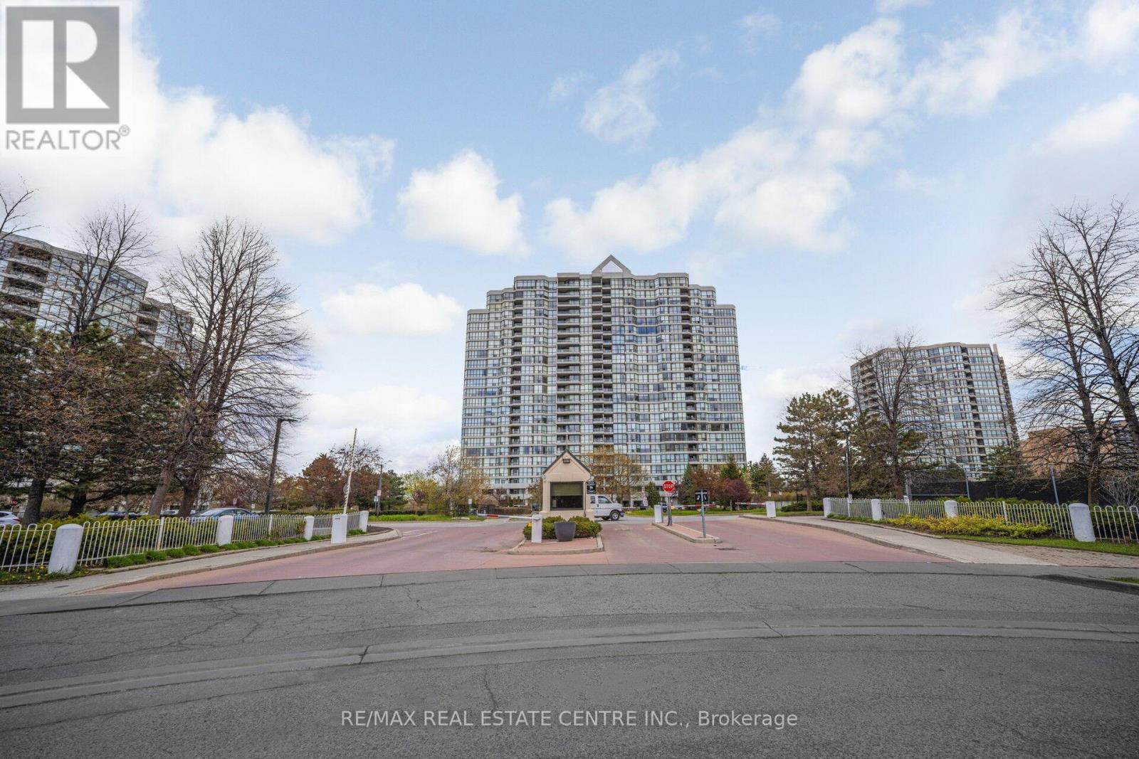 #607 3 ROWNTREE ROAD - Image 2