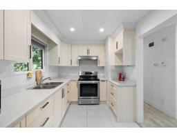 13115 107a Avenue, Surrey, BC V3T2G9 Photo 12