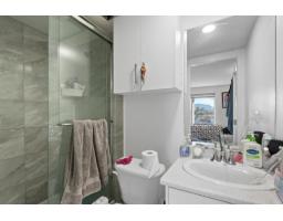 13115 107a Avenue, Surrey, BC V3T2G9 Photo 32