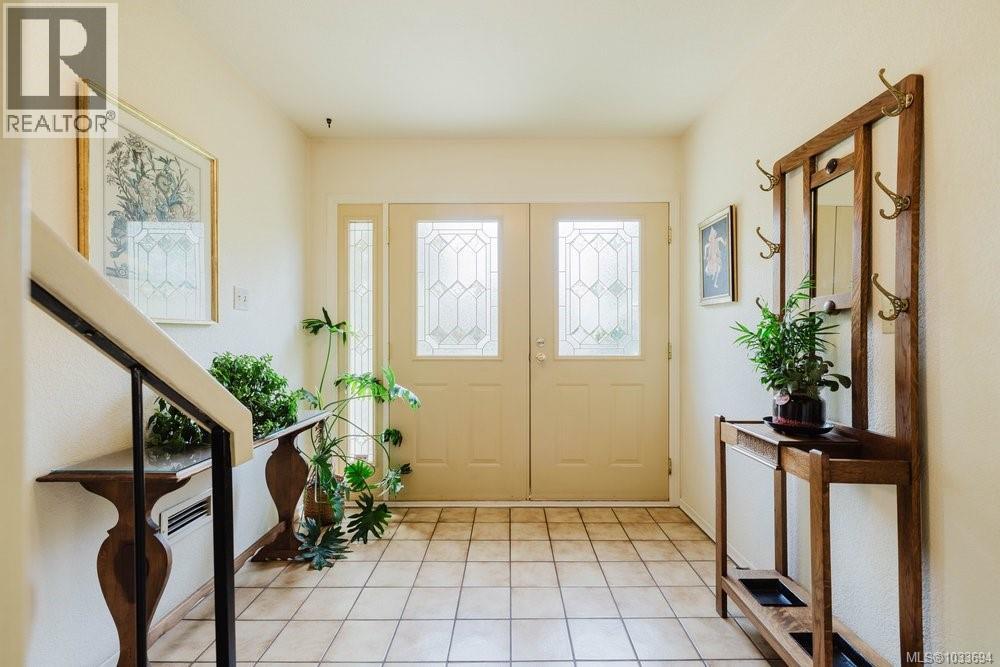  4312 Parkside Crescent, Saanich