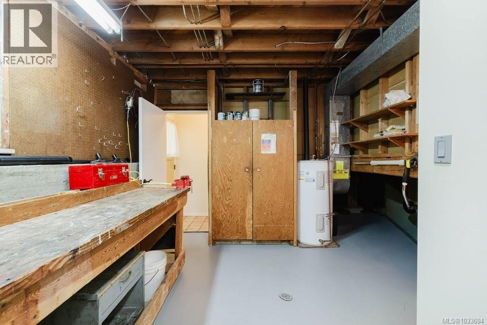  4312 Parkside Crescent, Saanich