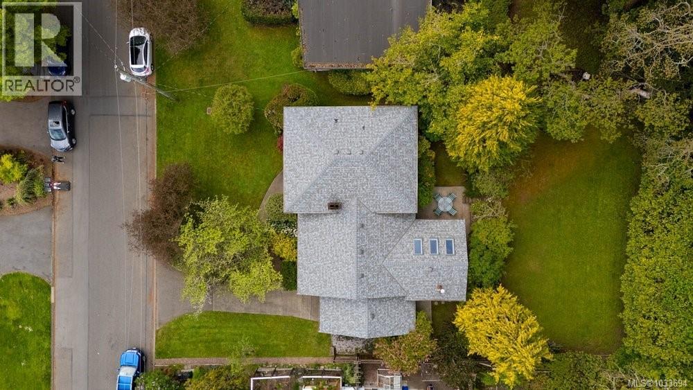  4312 Parkside Crescent, Saanich