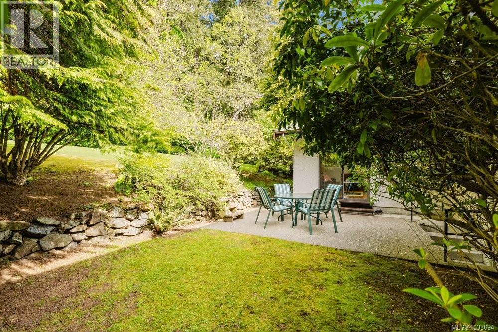  4312 Parkside Crescent, Saanich