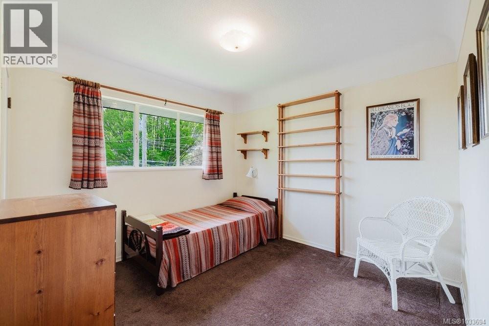  4312 Parkside Crescent, Saanich