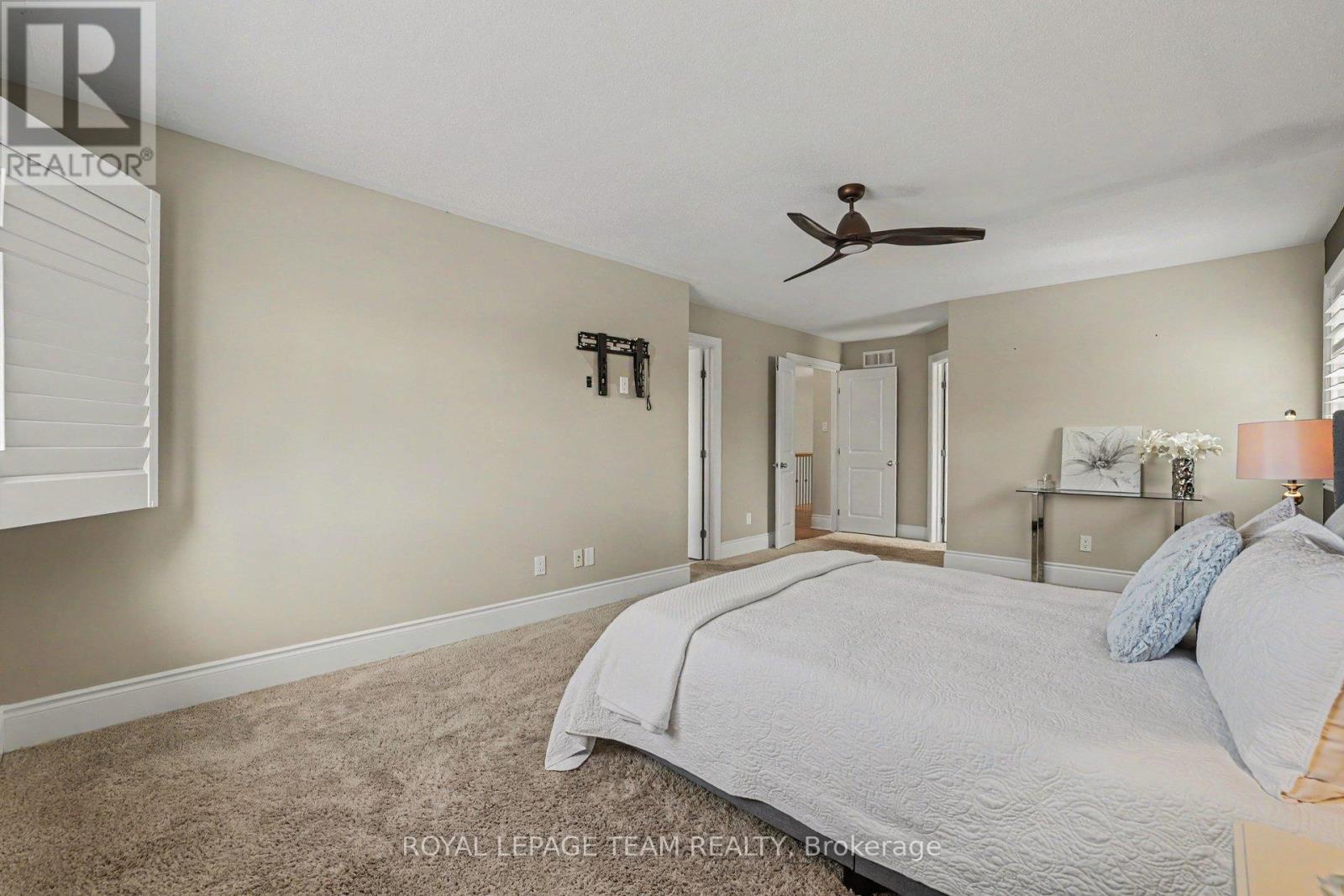 594 OVERLAND DRIVE - 31