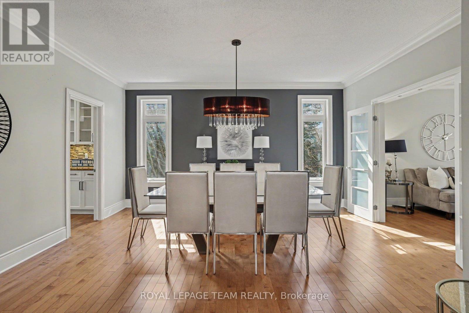 594 OVERLAND DRIVE - 9