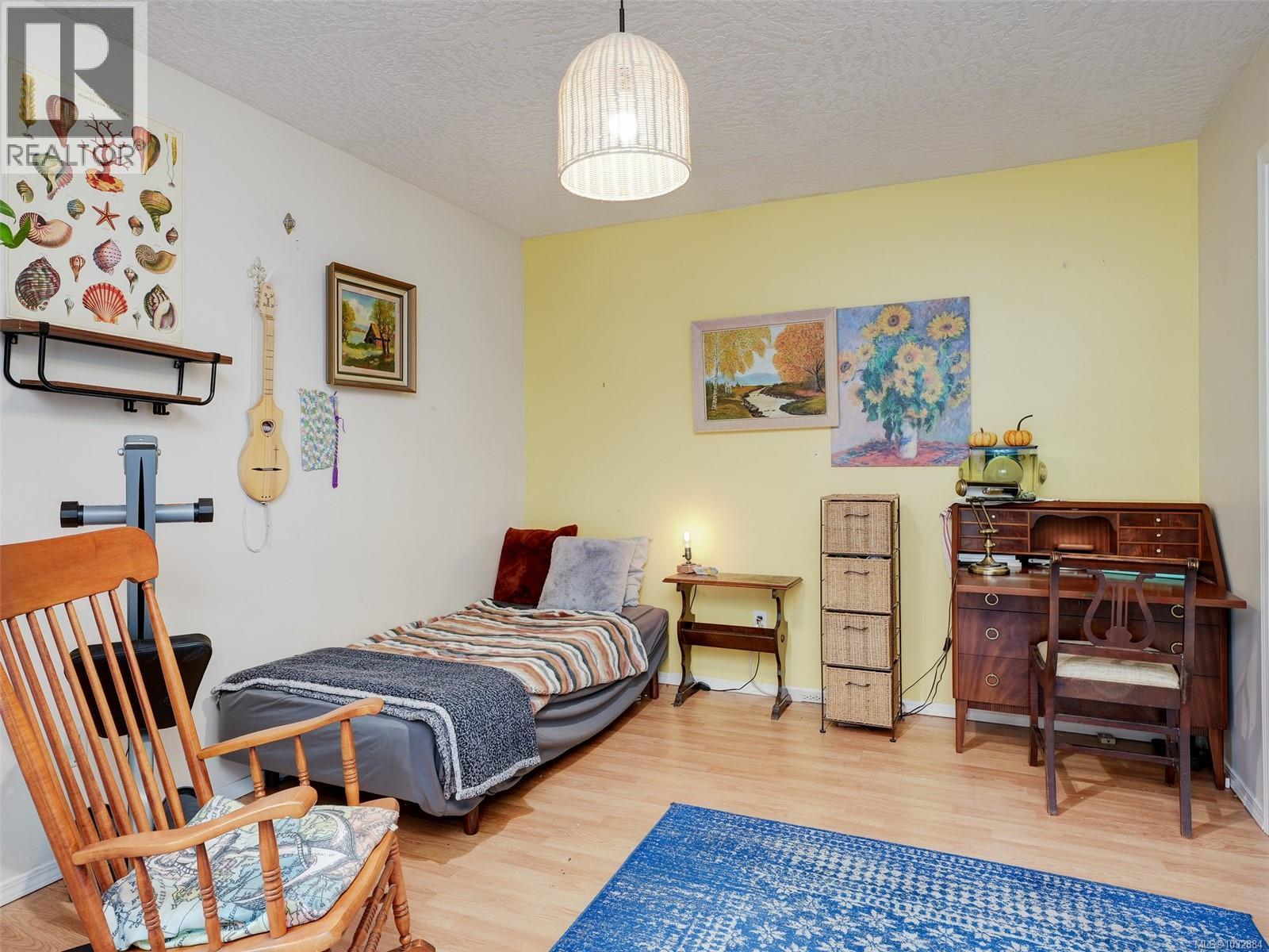 41 909 Admirals Rd, Esquimalt