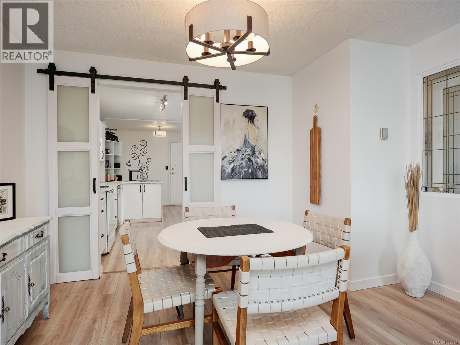 41 909 Admirals Rd, Esquimalt