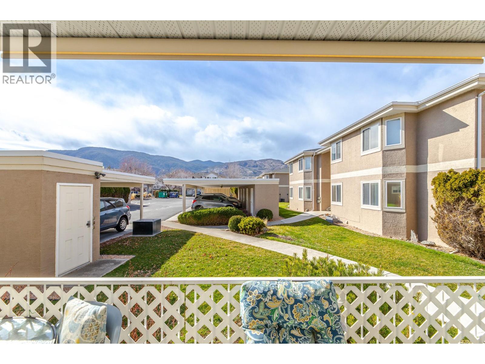 #107 3146 PARIS Street - 36