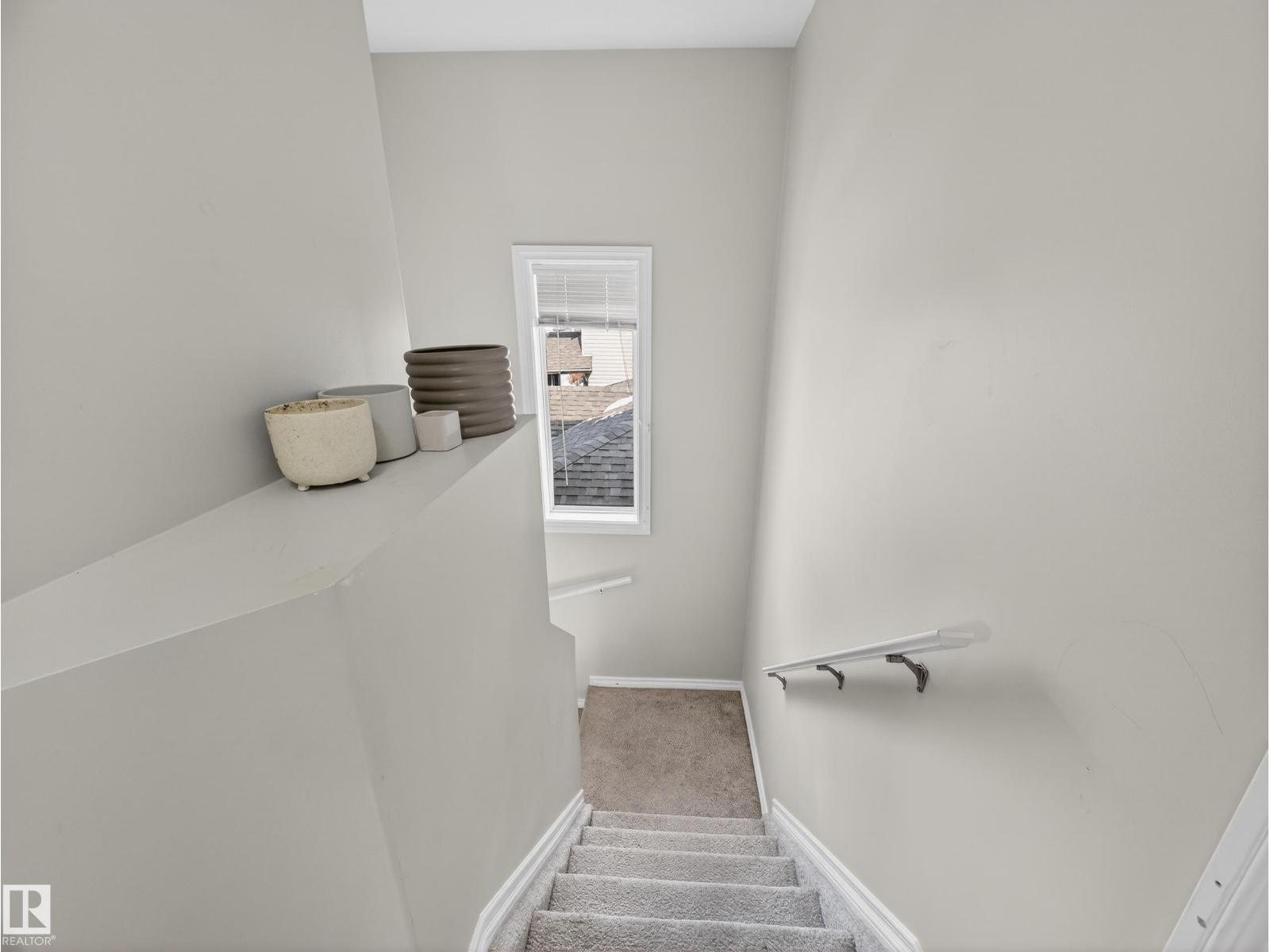 11933 77 ST NW, Edmonton