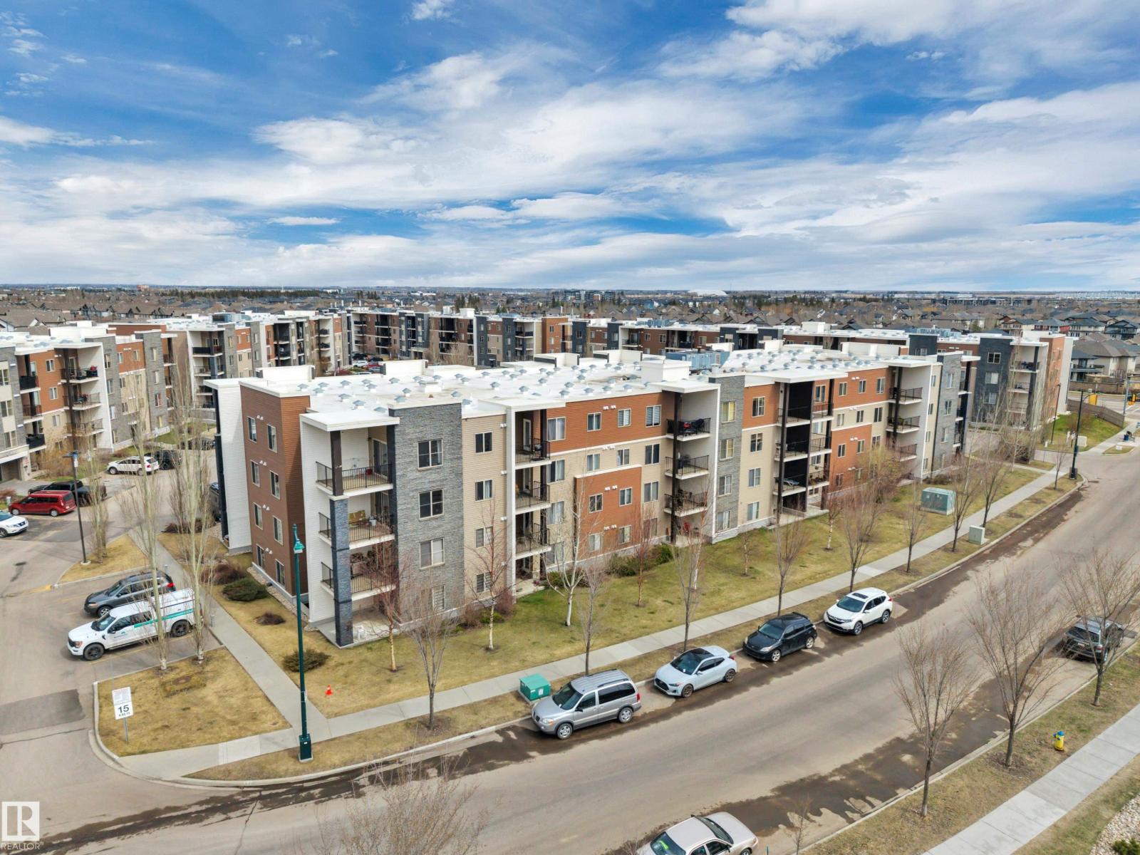 #208 11820 22 AV SW, Edmonton