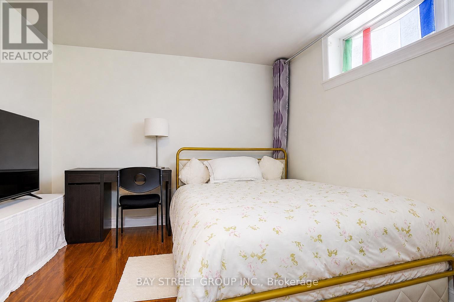 93 CLARK AVENUE - 35