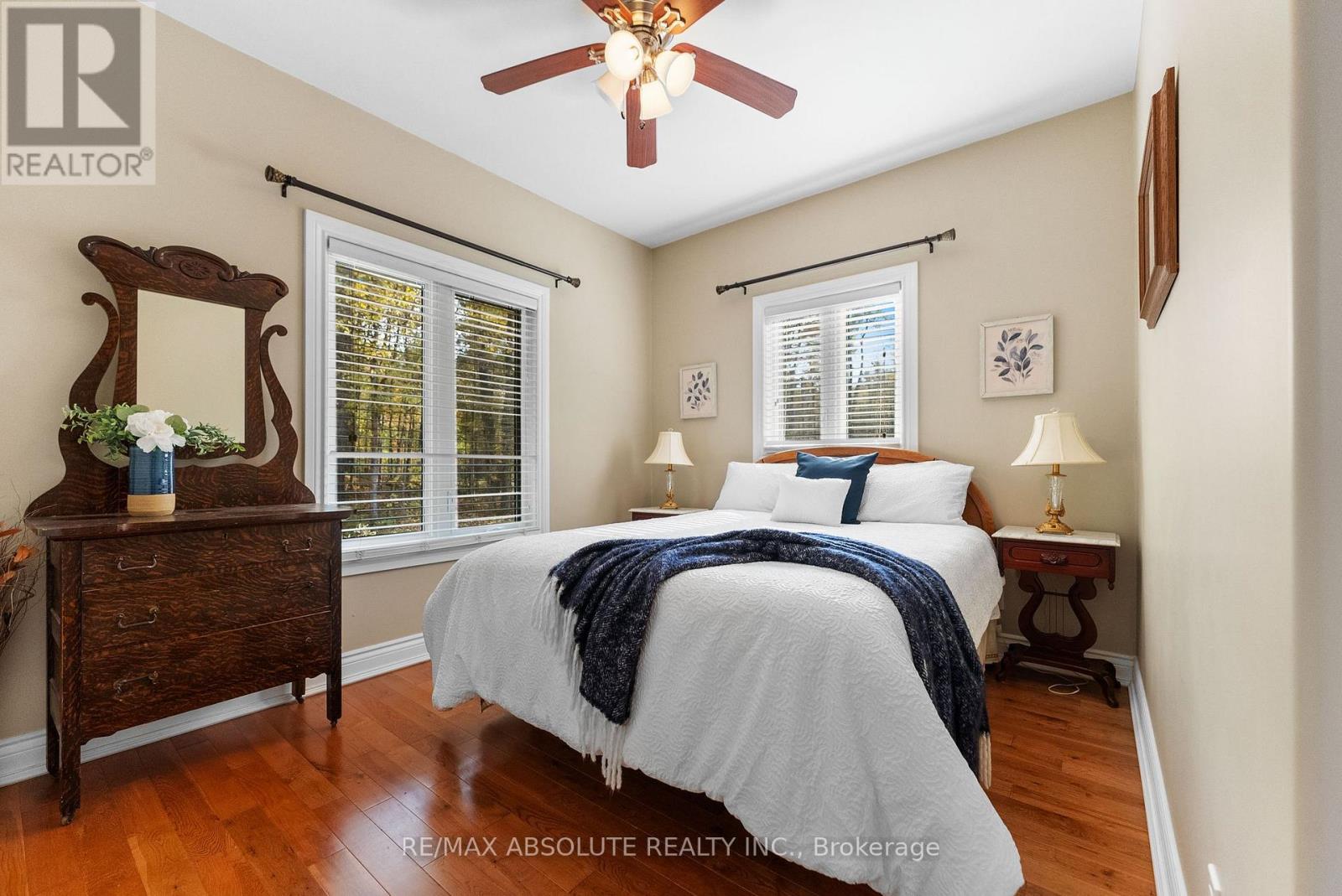 1096 SNYE ROAD - 12
