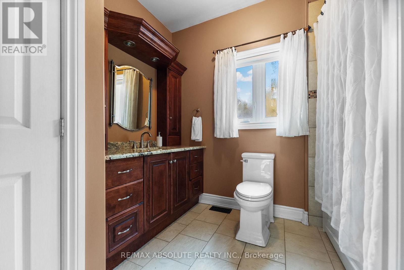 1096 SNYE ROAD - 14