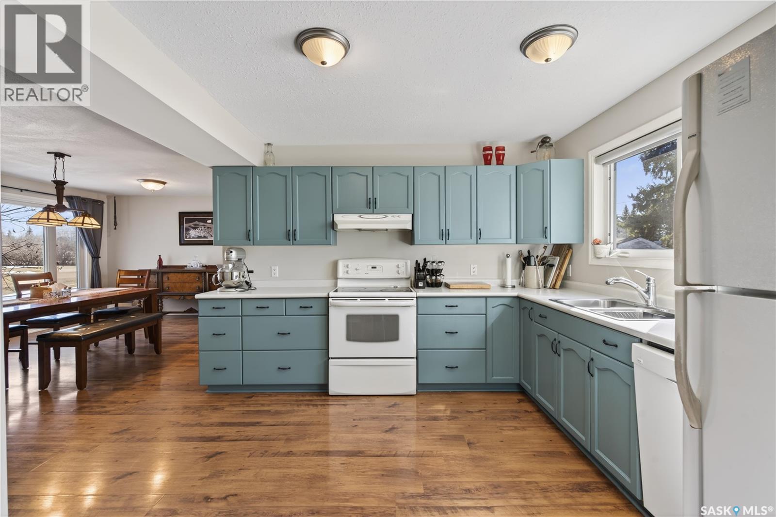 149 2nd AVENUE S - 3