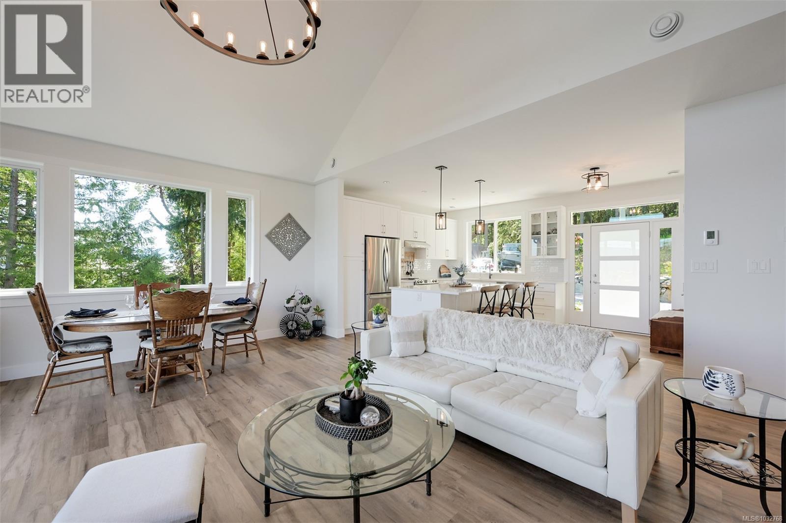  1717 Arbutus Terrace, Mill Bay