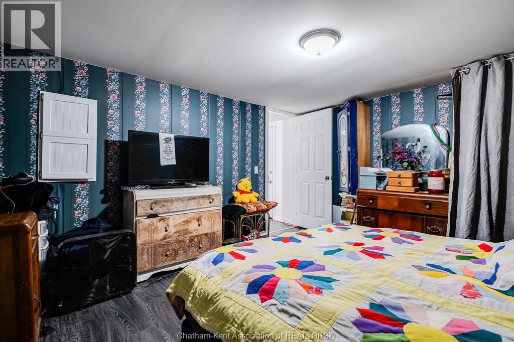 #52 29338 Jane ROAD - 11