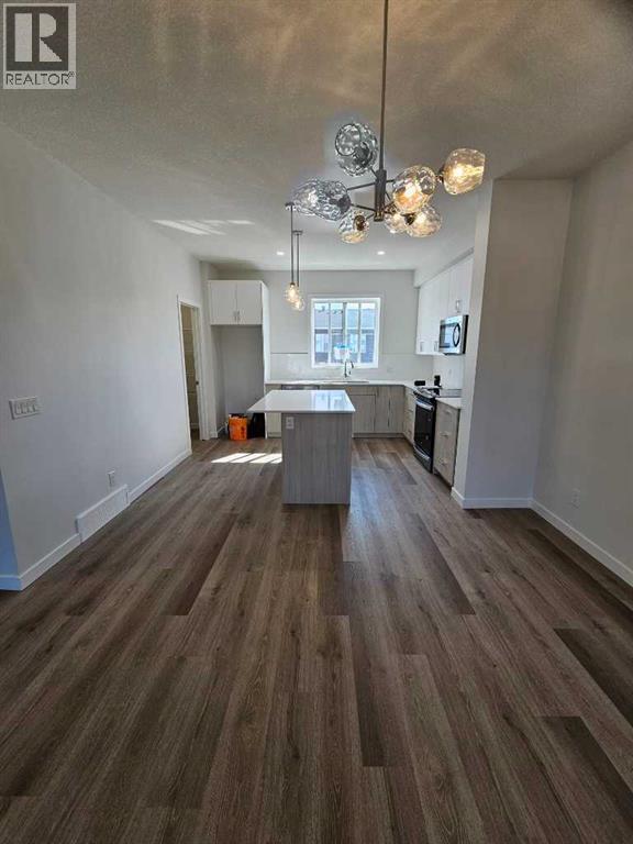 #105 340 Ambleton Street NW - 12