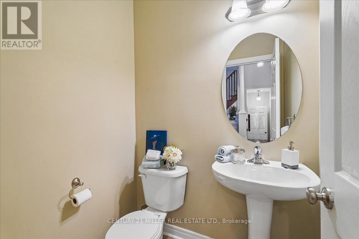 #57 2019 TRAWDEN WAY - 20