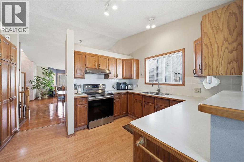 2855 Catalina Boulevard NE - 11