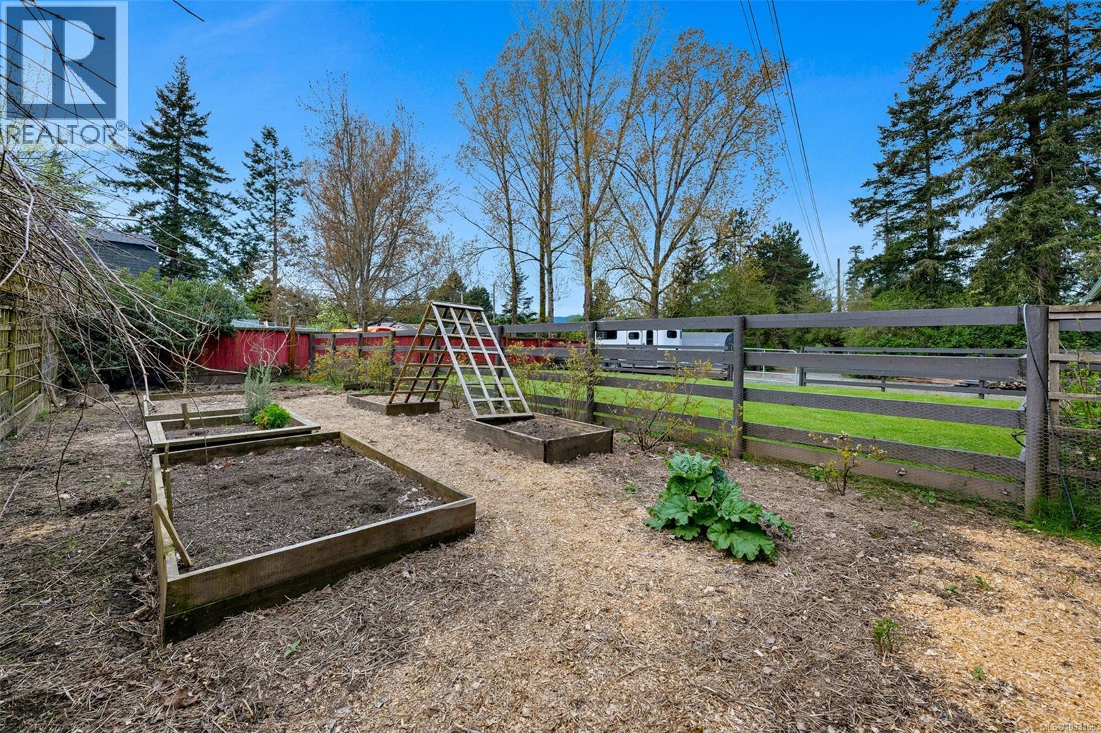7356 Wallace Dr - 78