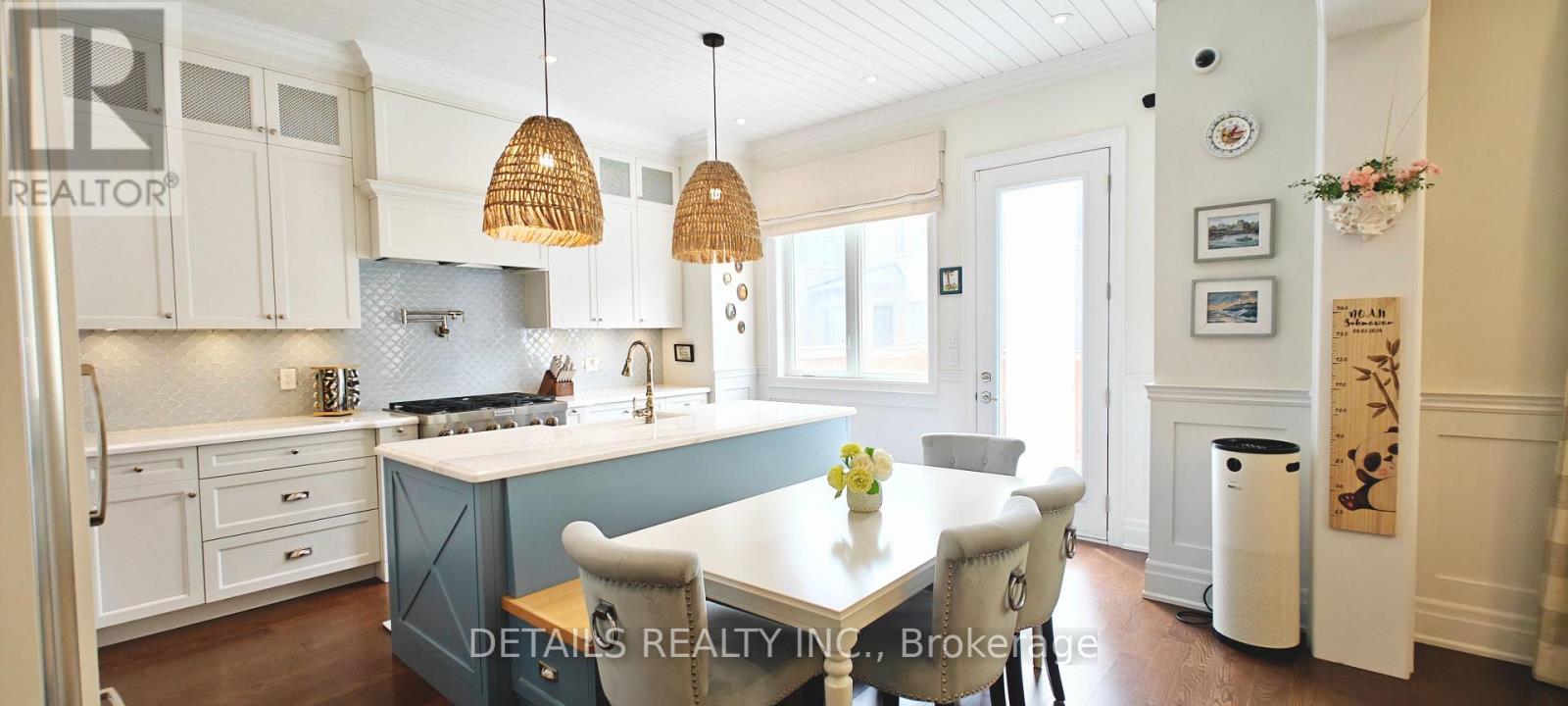 3268 POST ROAD - 11