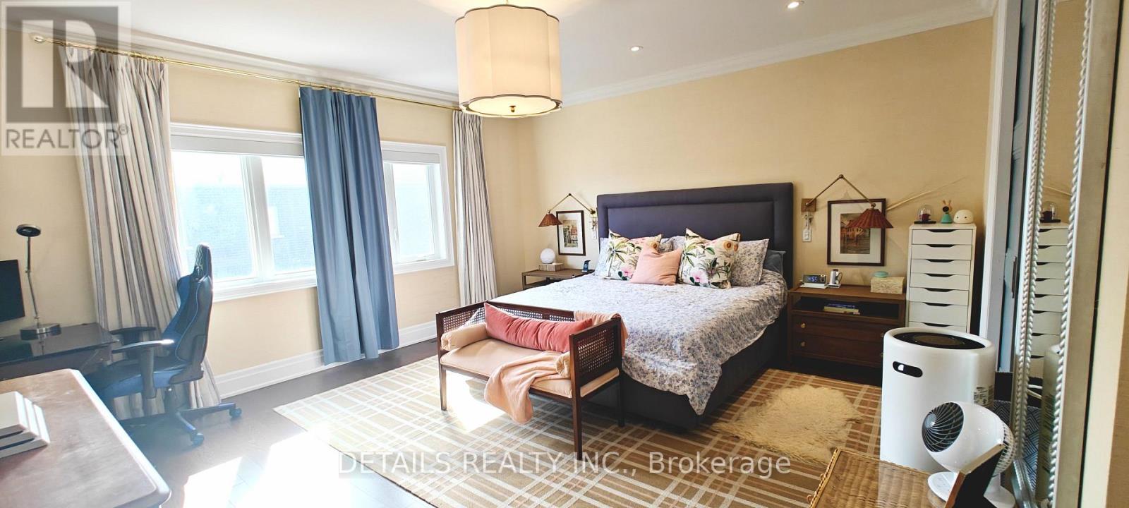 3268 POST ROAD - 22