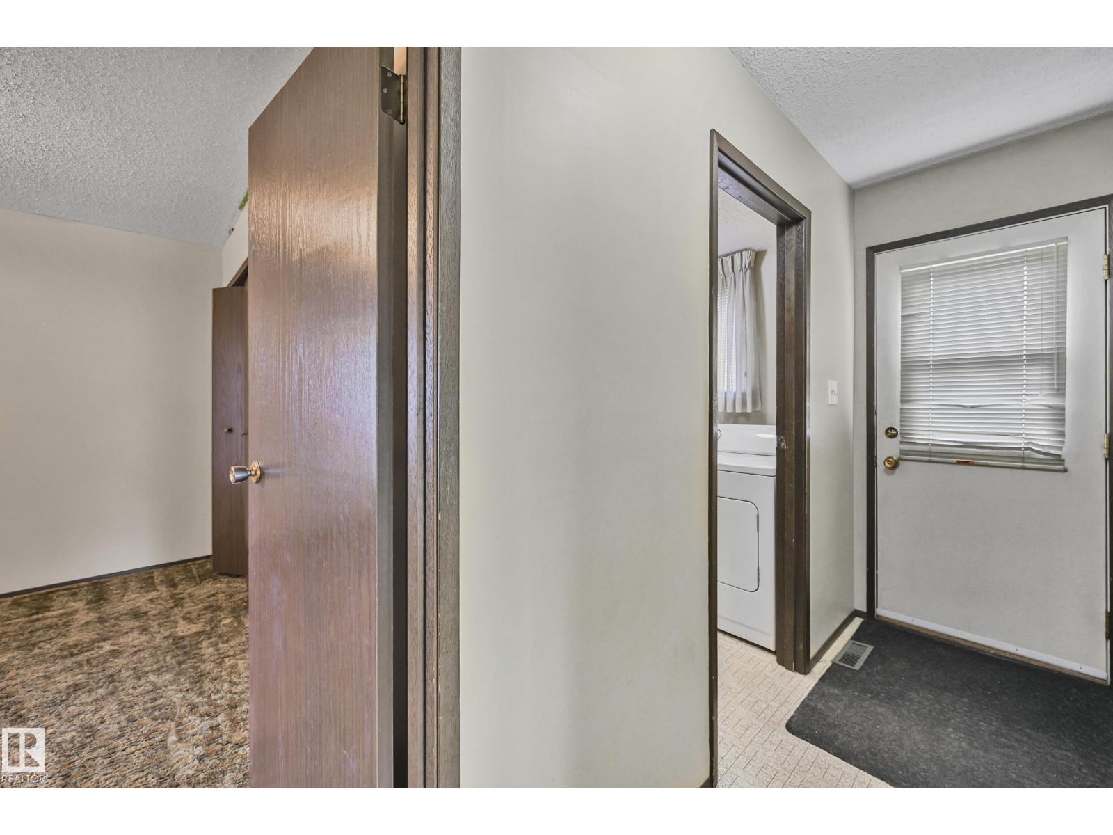 12254 143 AV NW, Edmonton