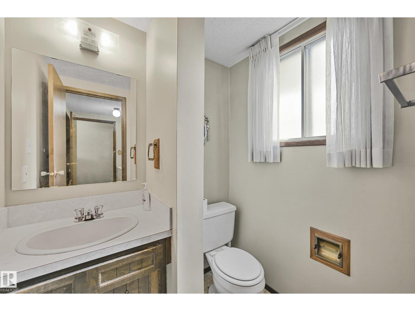 12254 143 AV NW, Edmonton