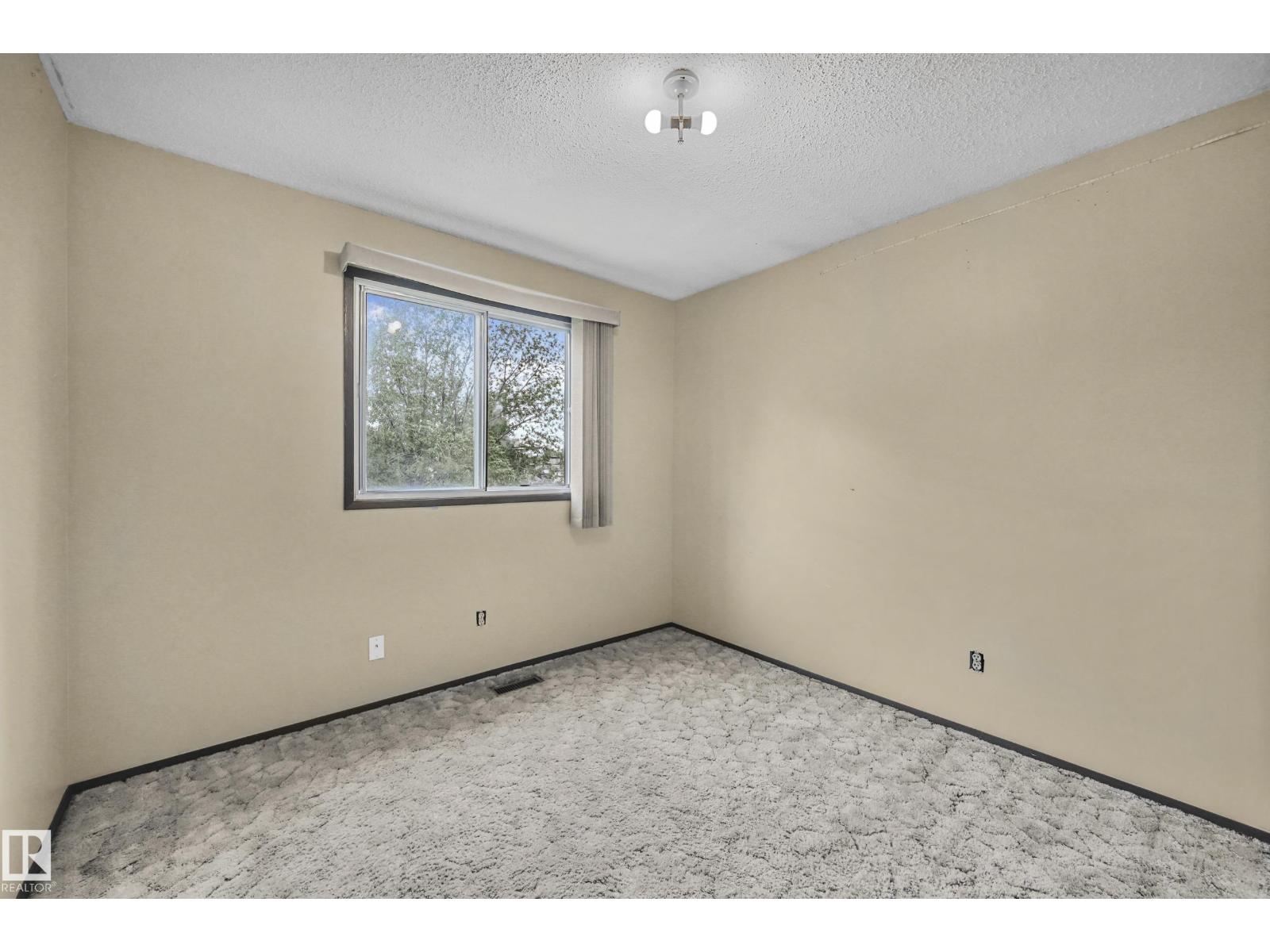 12254 143 AV NW, Edmonton