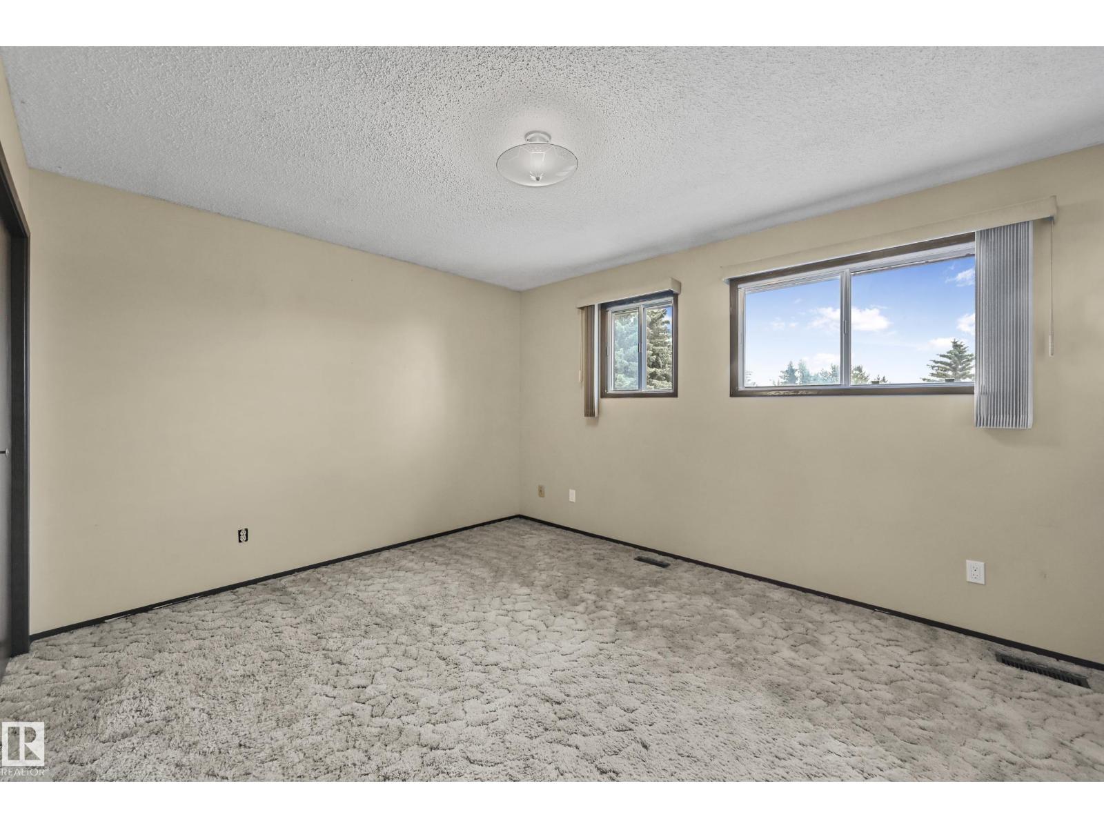 12254 143 AV NW, Edmonton