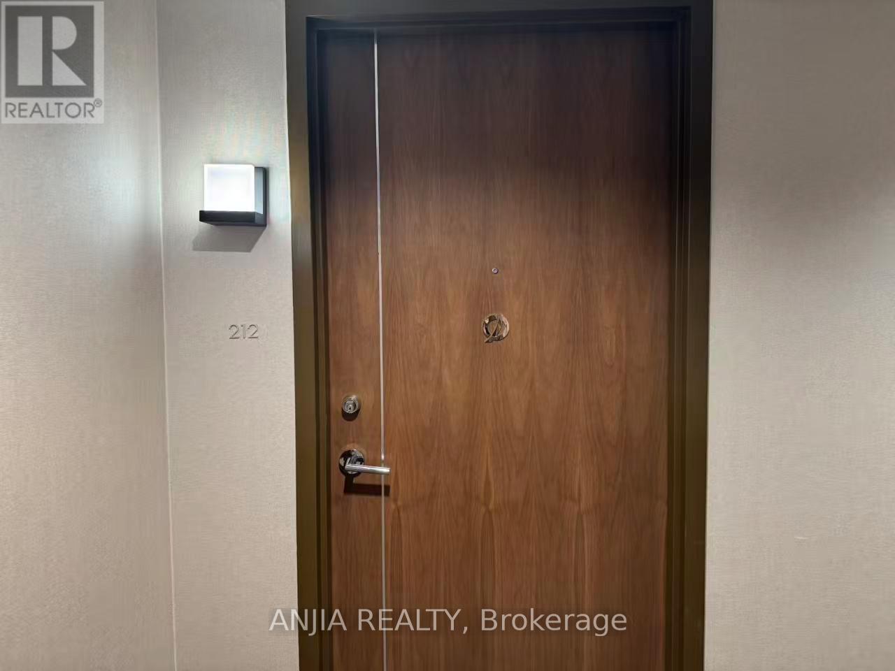 #212 70 QUEENS WHARF ROAD - 3