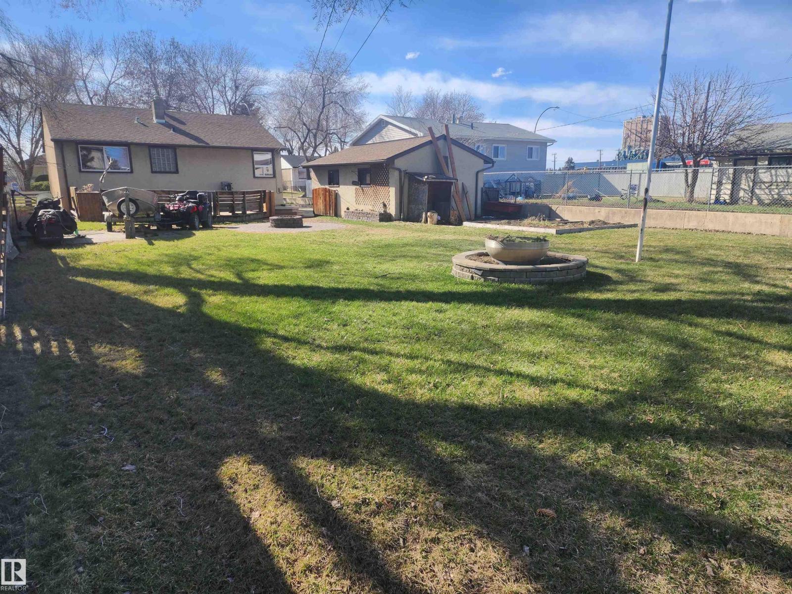 12415 129 ST NW, Edmonton