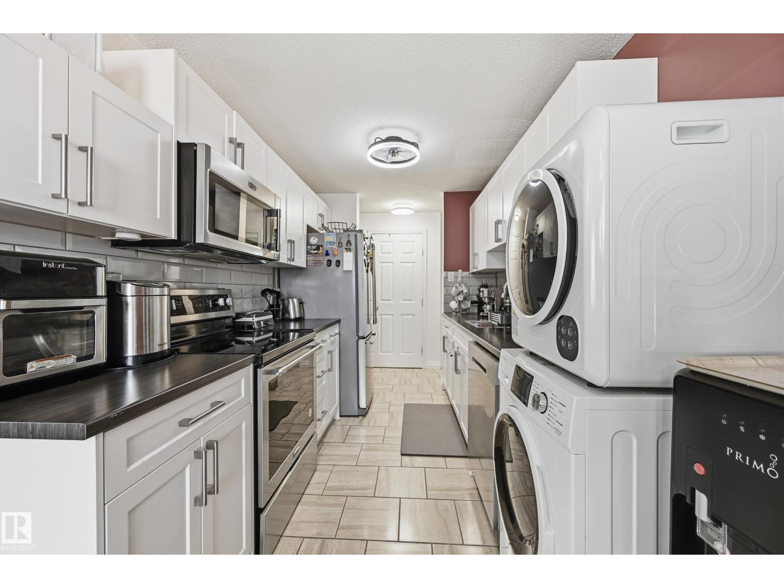 #105 7204 81 AV NW, Edmonton